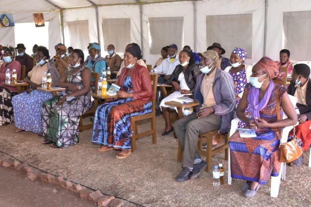 muhanga district: hope of family hosted a learning workshop for community leaders and community health workers...